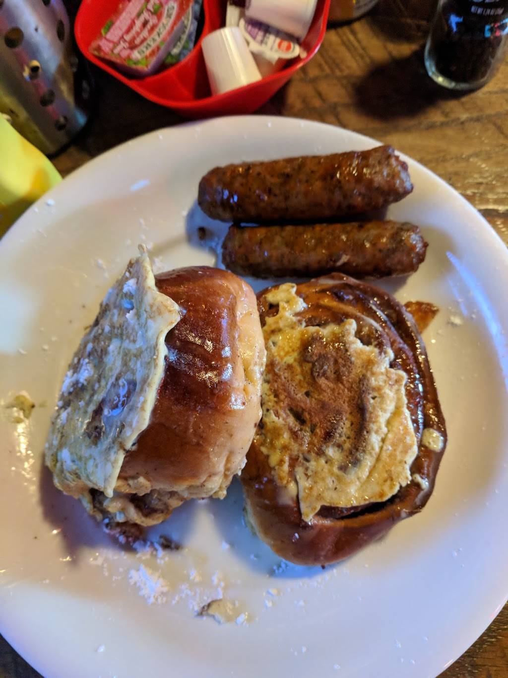 Chardon Tavern and Grill | restaurant | 1207, 405 Water St, Chardon, OH 44024, USA | 4402861987 OR +1 440-286-1987