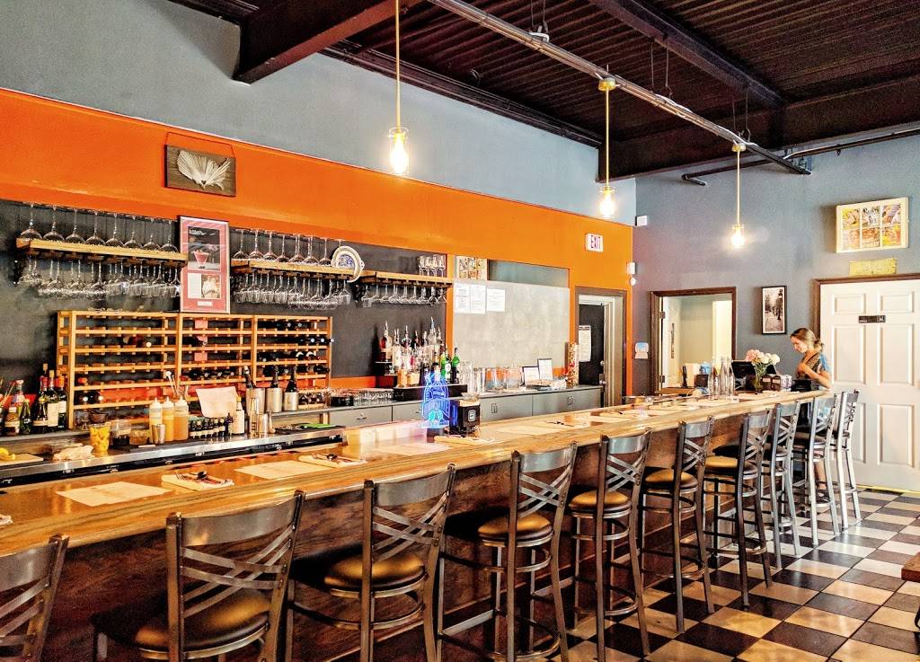 Nouvelle Restaurant | restaurant | 4110 Colley Ave, Norfolk, VA 23508, USA | 7572483712 OR +1 757-248-3712