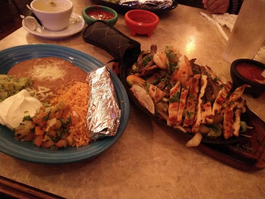 Teocali | restaurant | 2512 Holmes St, Kansas City, MO 64108, USA | 8162214749 OR +1 816-221-4749