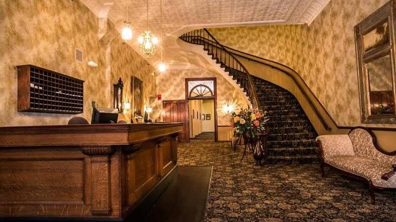 DeSoto House Hotel | restaurant | 230 S Main St, Galena, IL 61036, USA | 8157770090 OR +1 815-777-0090