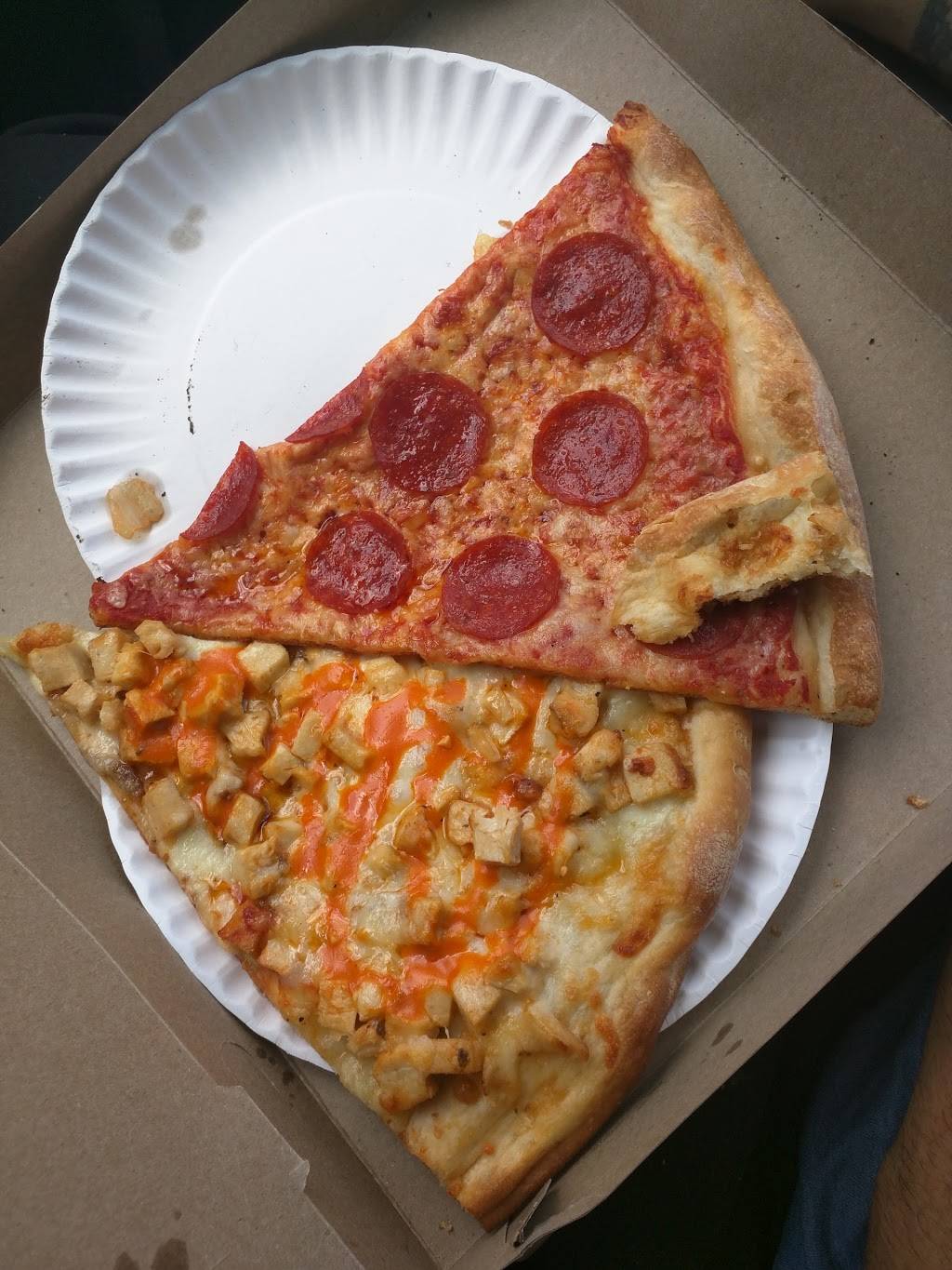 Randazzos Pizza | meal takeaway | 1299 NJ-38, Hainesport, NJ 08036, USA | 6092678333 OR +1 609-267-8333