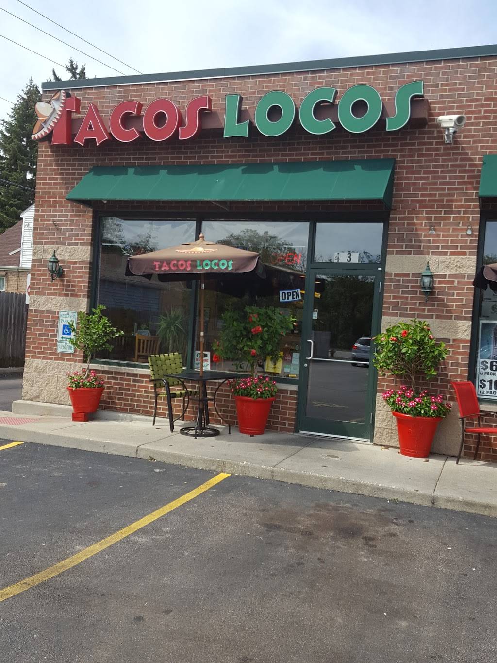 Tacos Locos | restaurant | 4732 River Rd, Schiller Park, IL 60176, USA | 8479282197 OR +1 847-928-2197