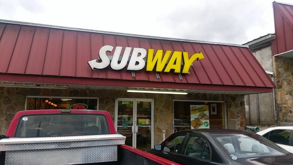 Subway | restaurant | 1968 Oak Ridge Turnpike, Oak Ridge, TN 37830, USA | 8654827249 OR +1 865-482-7249