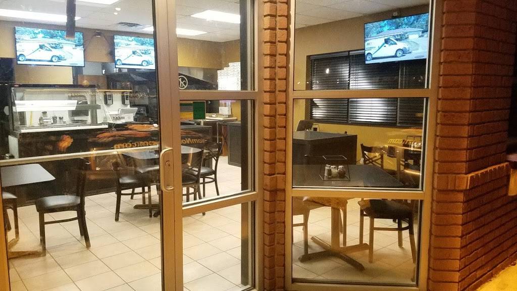 Doughy Paws Pizzeria | restaurant | 7232 Portage St NW, Massillon, OH 44646, USA | 3308800999 OR +1 330-880-0999