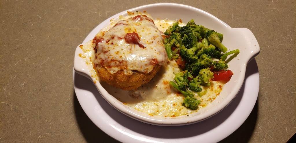 Fazolis | restaurant | 1500 N W Ave, Jackson, MI 49202, USA | 5177961974 OR +1 517-796-1974