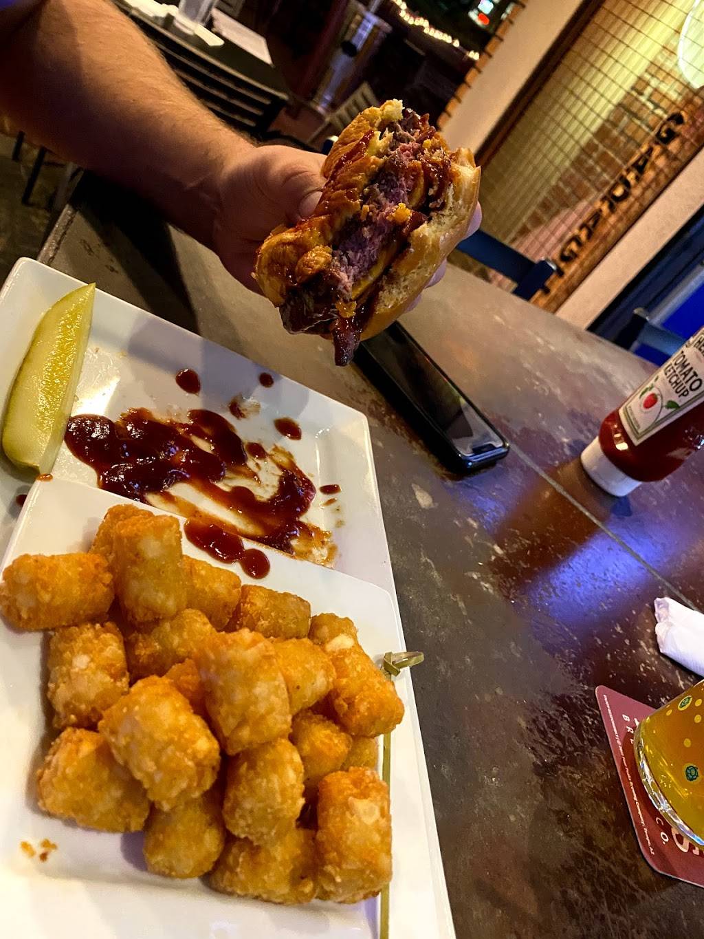 Rehab Sports Grill | restaurant | 1534 E Bethany Home Rd, Phoenix, AZ 85014, USA | 6026333096 OR +1 602-633-3096