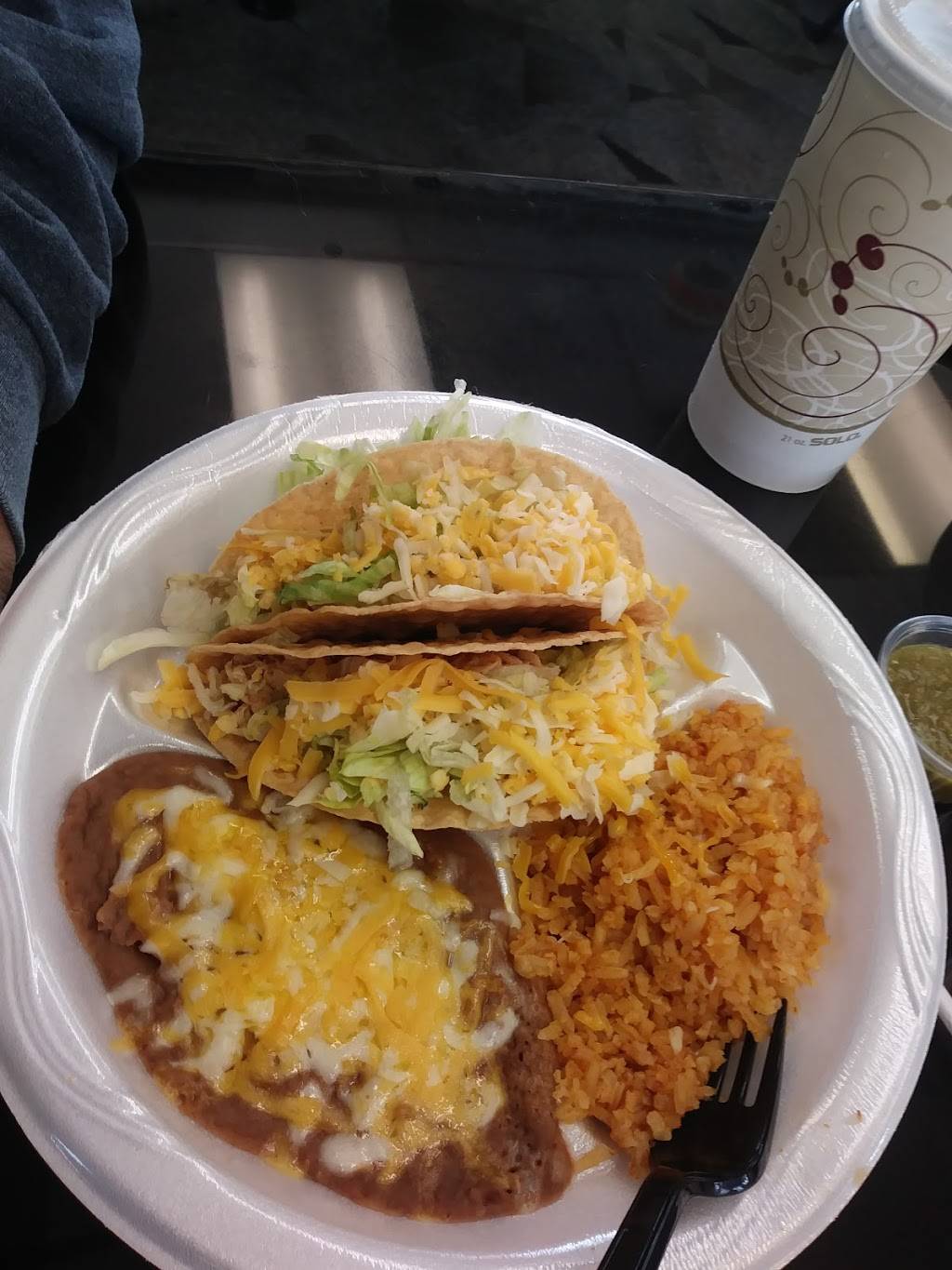 Garcia JoJos | restaurant | 1033 McHenry Ave, Modesto, CA 95350, USA | 2095239977 OR +1 209-523-9977