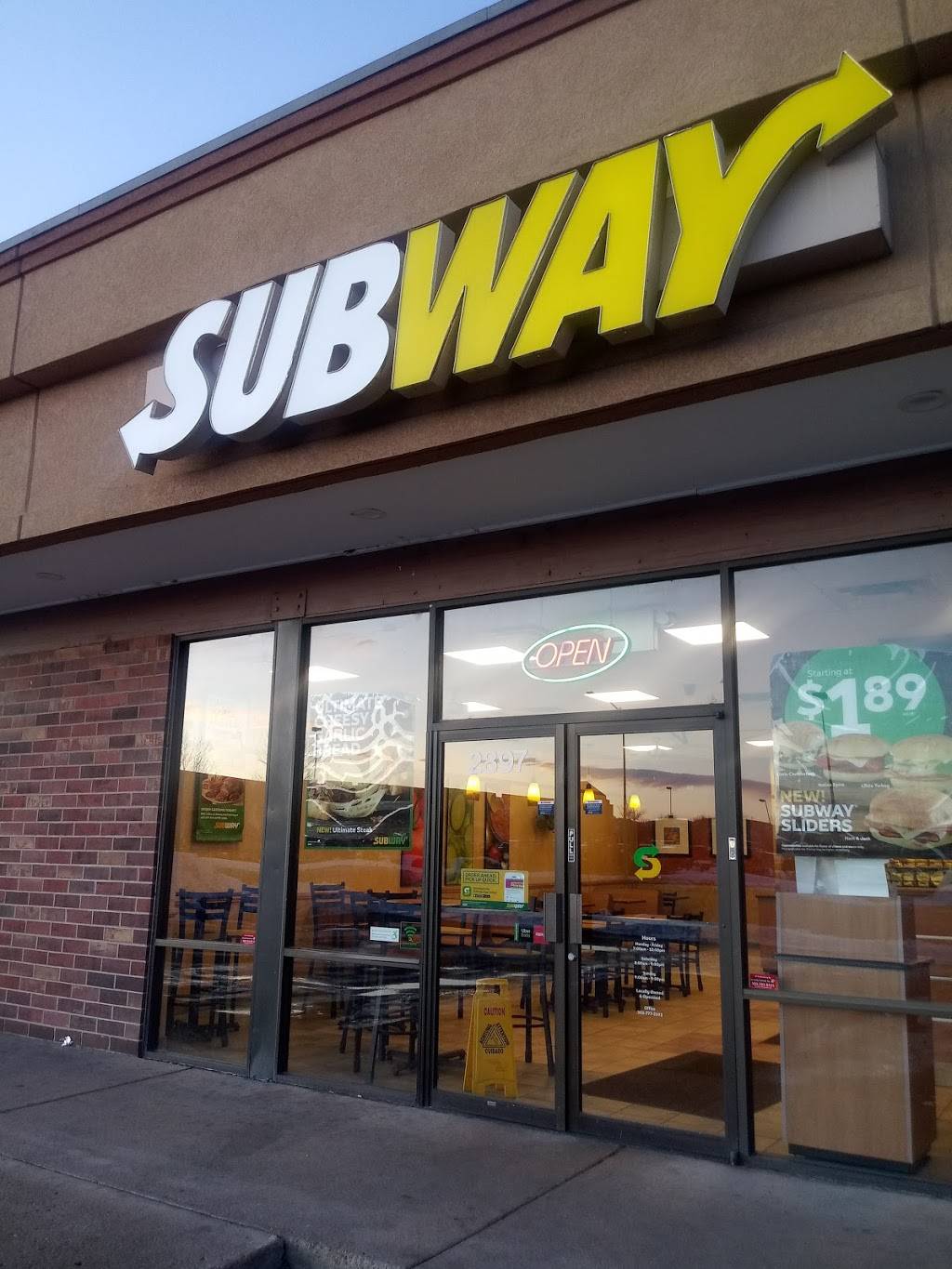Subway Restaurants | restaurant | 2897 W Belleview Avenue Ste B Centennial, Square, Littleton, CO 80123, USA | 3037303958 OR +1 303-730-3958