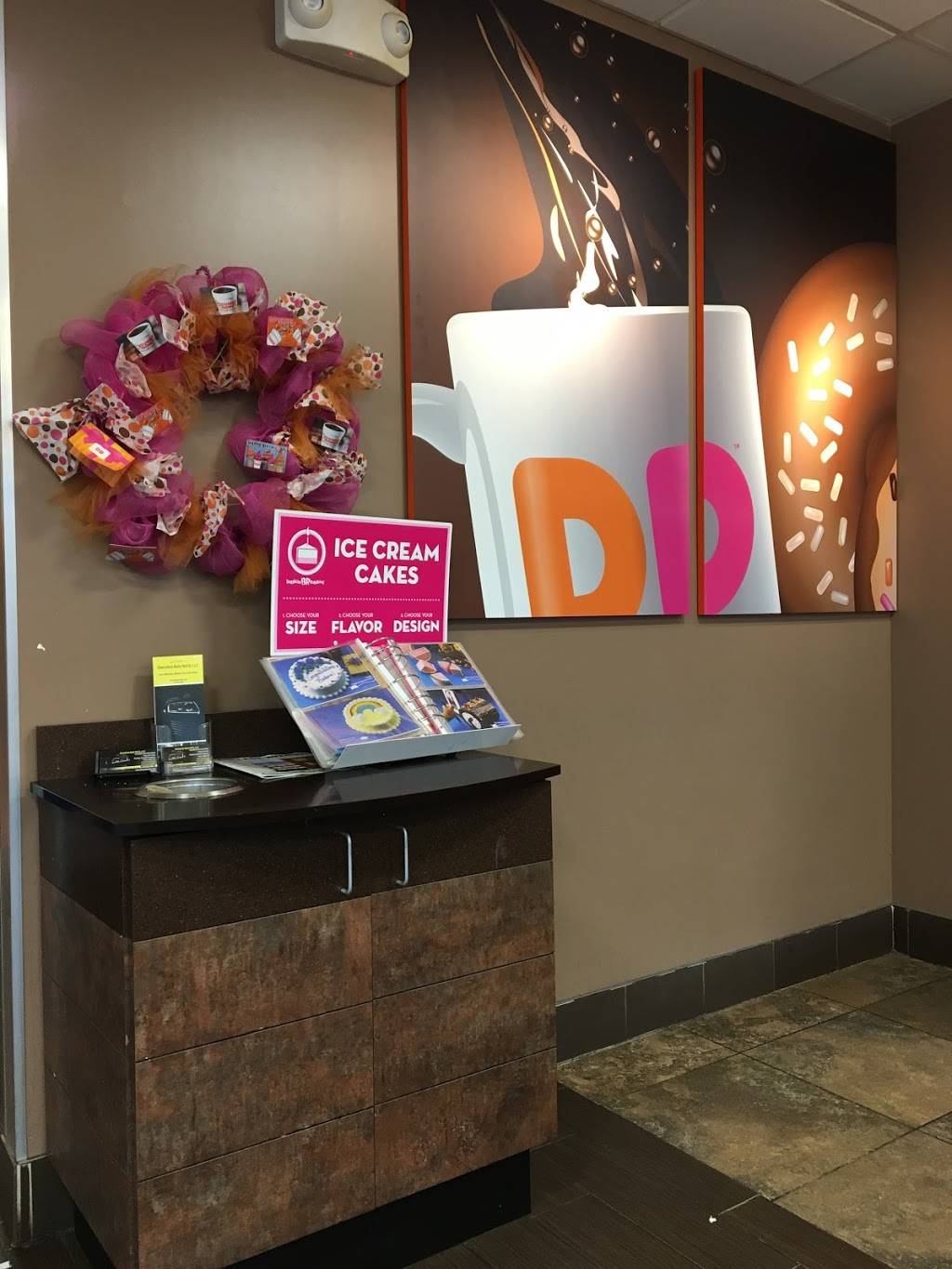 Dunkin | bakery | 2801 S College Ave, Fort Collins, CO 80525, USA | 9702235701 OR +1 970-223-5701