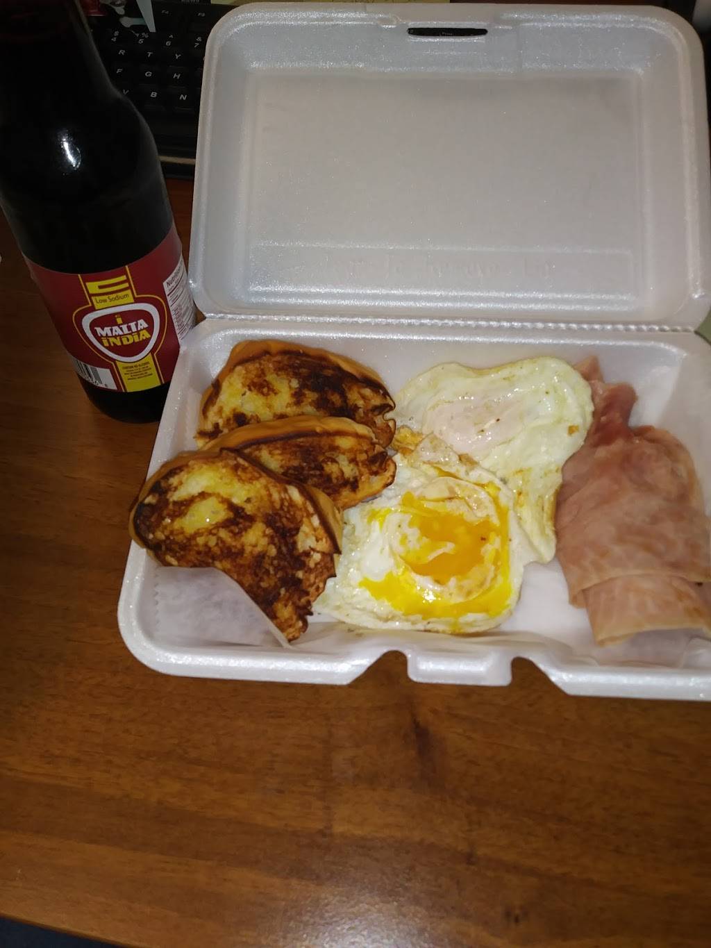 El Kiosko | restaurant | 236 S Clinton Ave, Trenton, NJ 08611, USA | 6093377962 OR +1 609-337-7962