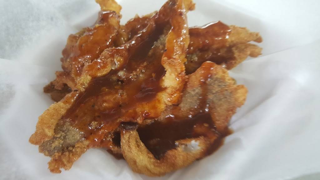 Mels RoadSide Flavors Food Truck | restaurant | Nassau Rd, Roosevelt, NY 11575, USA | 5164949262 OR +1 516-494-9262