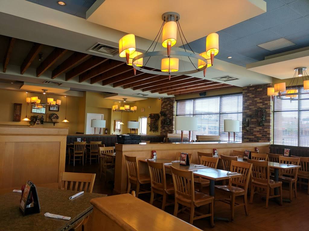 Swiss Chalet | restaurant | 370 Bovaird Dr E, Brampton, ON L6Z 2S8, Canada | 9058463321 OR +1 905-846-3321
