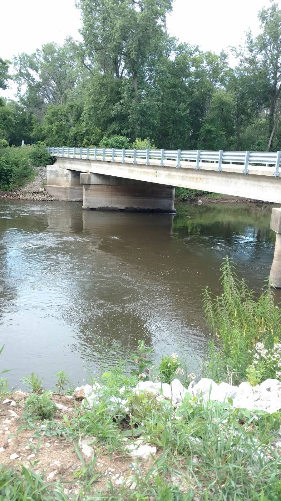 Baums Bridge Inn | restaurant | 1092 S Baums Bridge Rd, Kouts, IN 46347, USA | 2197660515 OR +1 219-766-0515