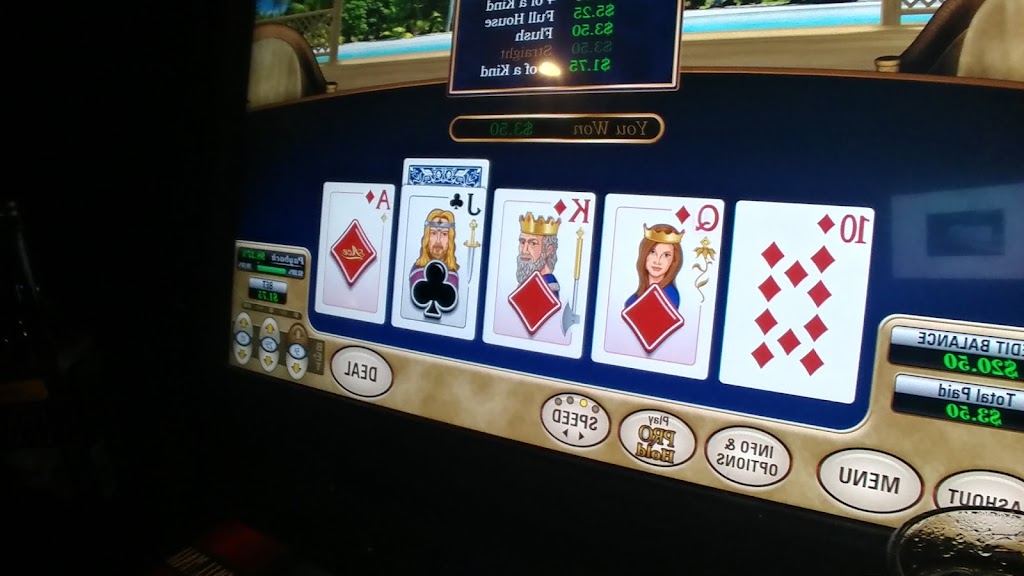 Dottys | Gaming & Spirits | night club | 1844 E Charleston Blvd, Las Vegas, NV 89104, USA | 7022625633 OR +1 702-262-5633