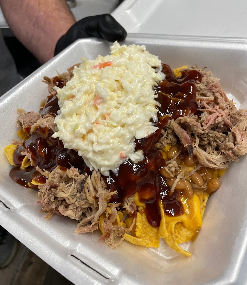 Butt Rubbers BBQ | restaurant | 812 E 2nd St, DeWitt, AR 72042, USA | 8705092837 OR +1 870-509-2837