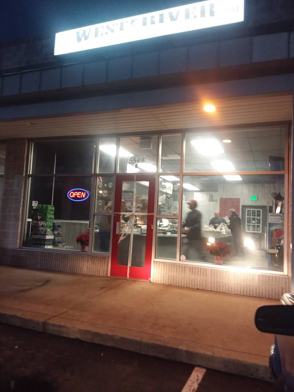 West River pit bbq | restaurant | 5544 Muddy Creek Rd, West River, MD 20778, USA | 4432946285 OR +1 443-294-6285