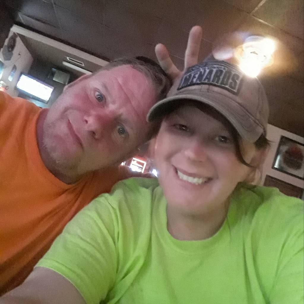 Gentlemen Jims Bar & Grill | restaurant | 2115 E Main St, Murfreesboro, TN 37130, USA | 6158969716 OR +1 615-896-9716