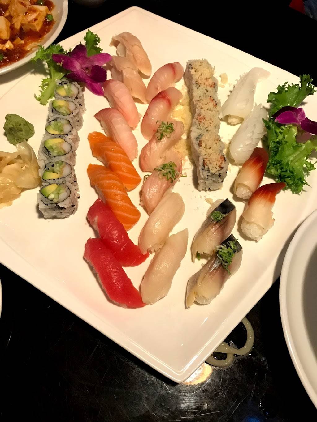 asian kitchen sushi bar | restaurant | 4000 W 106th St #165, Carmel, IN 46032, USA | 3179735848 OR +1 317-973-5848