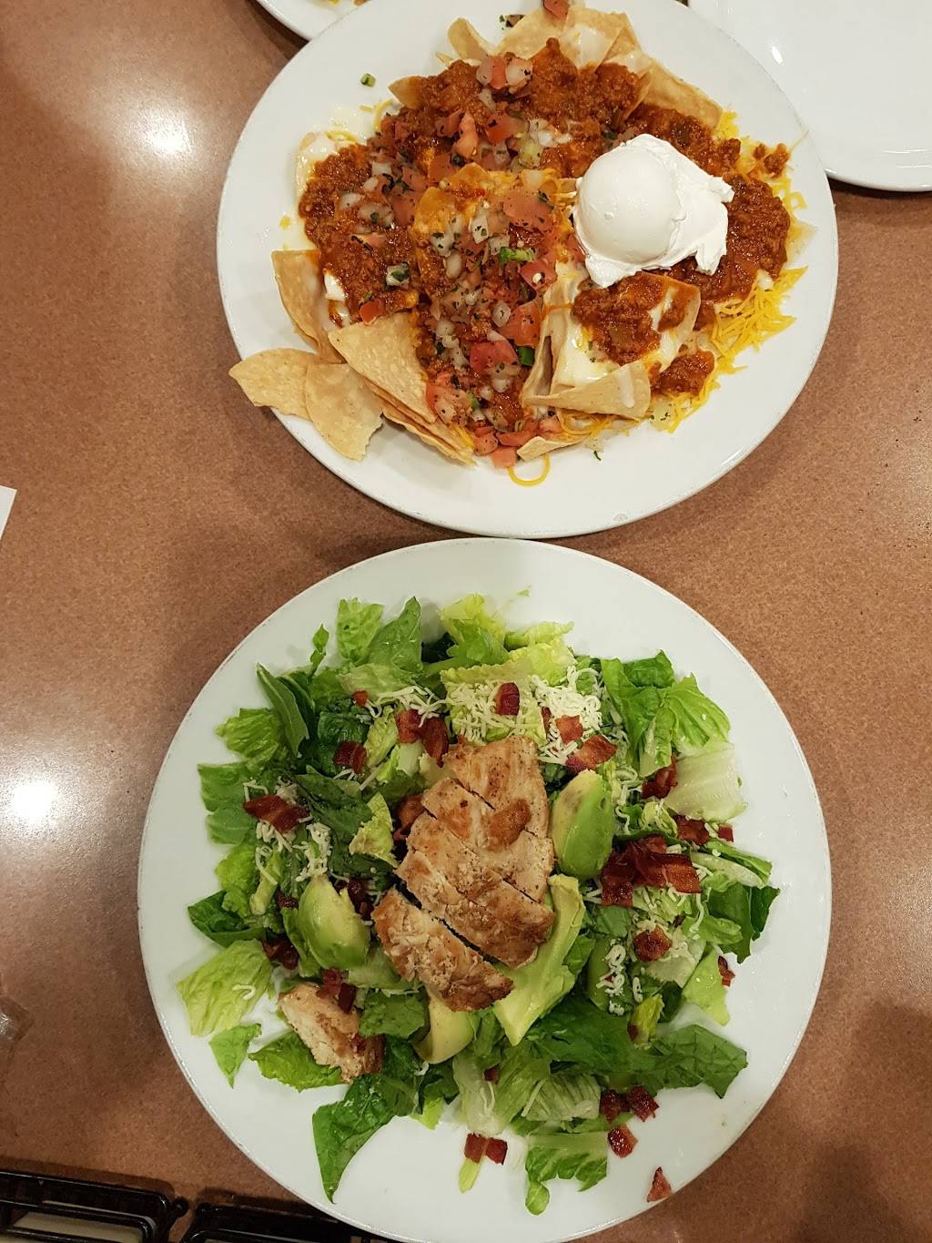 Dennys | restaurant | 13479 Baseline Ave, Fontana, CA 92336, USA | 9094639269 OR +1 909-463-9269