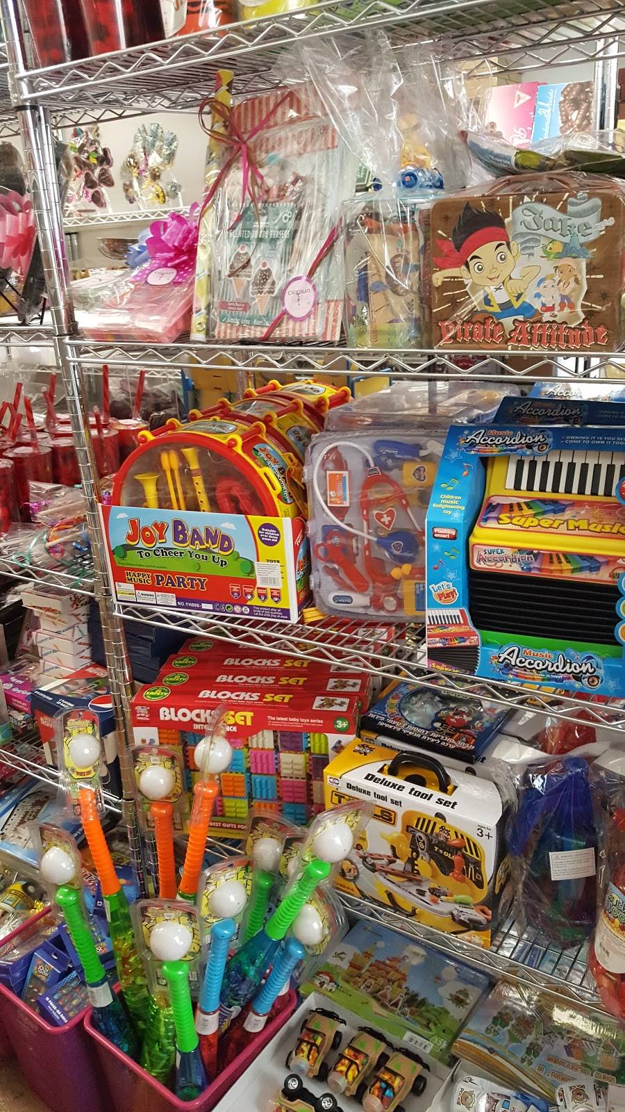 The Chocolate Girl | restaurant | 524 N La Brea Ave, Los Angeles, CA 90036, USA | 3234247990 OR +1 323-424-7990