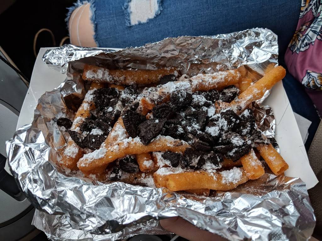 Island Dream Food Truck | restaurant | 8671 Lem Turner Rd, Jacksonville, FL 32208, USA | 9045378788 OR +1 904-537-8788