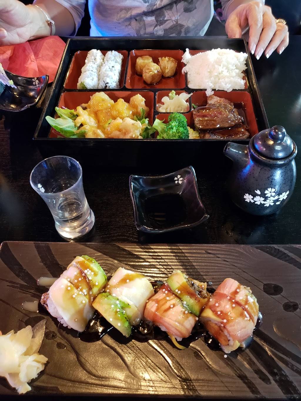 Avocado Sushi | restaurant | 1919 Hylan Blvd, Staten Island, NY 10305, USA | 7186681400 OR +1 718-668-1400