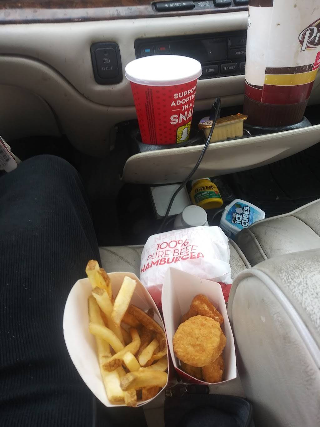 Wendys | restaurant | 3309 Center Rd, Brunswick, OH 44212, USA | 3302253979 OR +1 330-225-3979