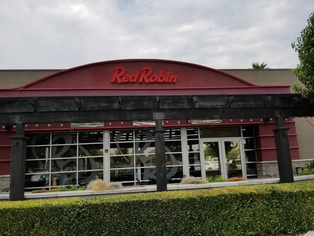 Red Robin Gourmet Burgers and Brews | restaurant | 3105 W Monte Vista Ave, Turlock, CA 95380, USA | 2096679901 OR +1 209-667-9901