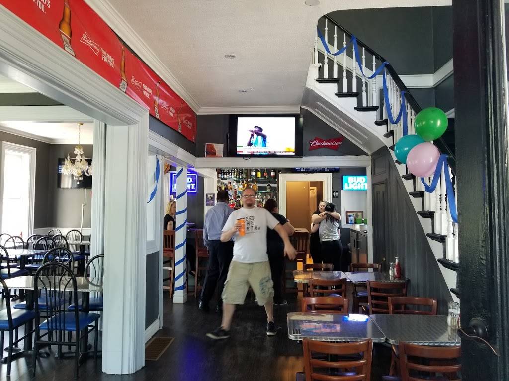 Golden Rooster Restaurant | restaurant | 5 Toronto St, Colborne, ON K0K 1S0, Canada | 9053552231 OR +1 905-355-2231