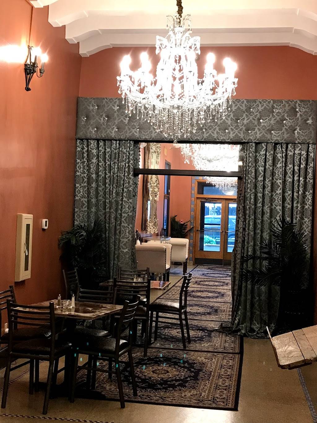 Charleston Bistro, Sweet Shoppe & Wine Bar | restaurant | 900 Ryan St, Lake Charles, LA 70601, USA | 3376026304 OR +1 337-602-6304