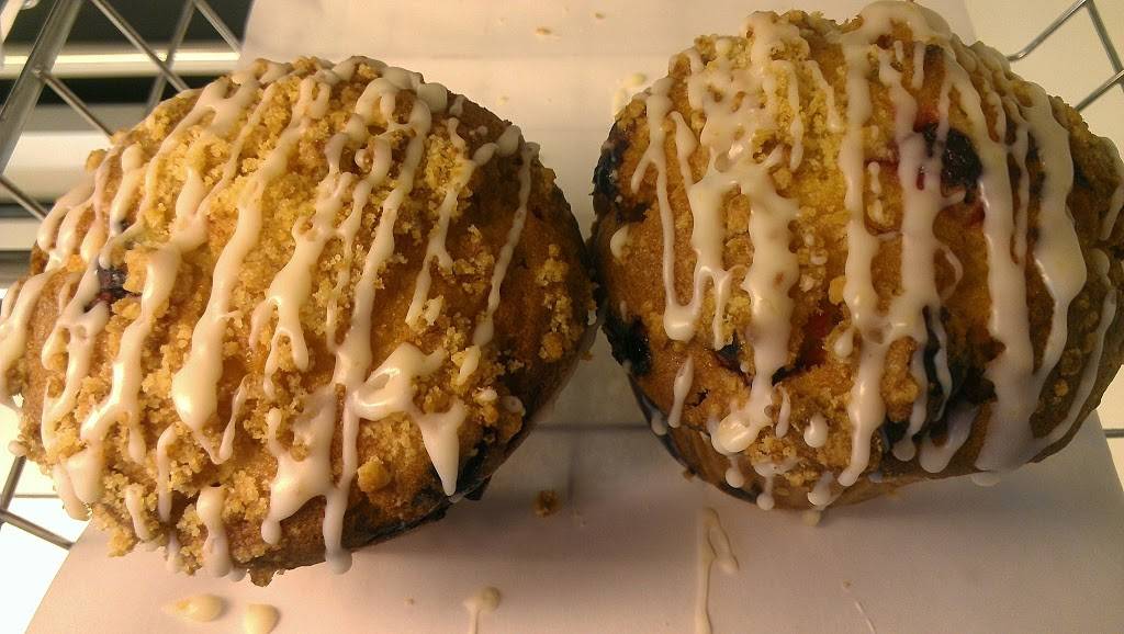 Fresh Fields Cafe & Deli | meal takeaway | 326 College Hwy, Southwick, MA 01077, USA | 4135692007 OR +1 413-569-2007