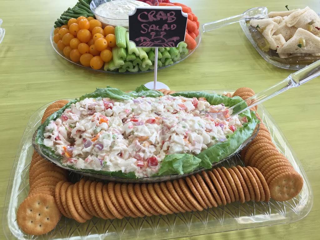 Mamita’s Munchies | restaurant | 8228 W Flagler St, Miami, FL 33144, USA | 3052220840 OR +1 305-222-0840