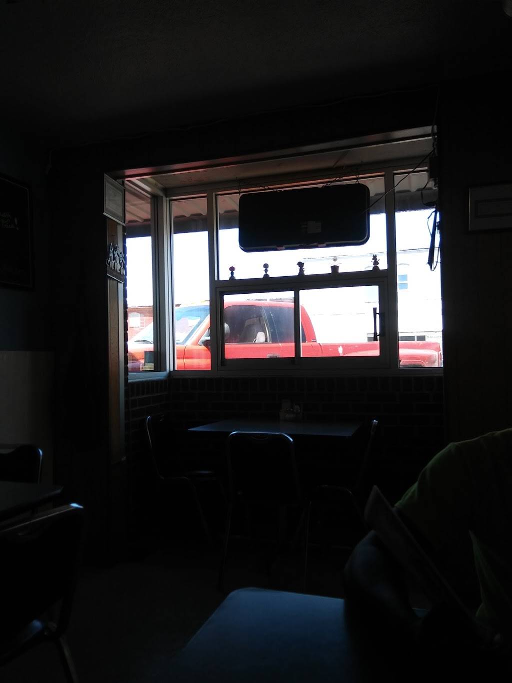 Joans Drive-In | restaurant | 164 Court St, Marshall, MO 65340, USA | 6608867771 OR +1 660-886-7771