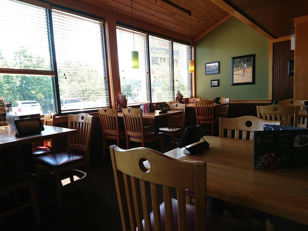 Applebees Grill + Bar | restaurant | 4745 Golf Rd, Eau Claire, WI 54701, USA | 7158311255 OR +1 715-831-1255