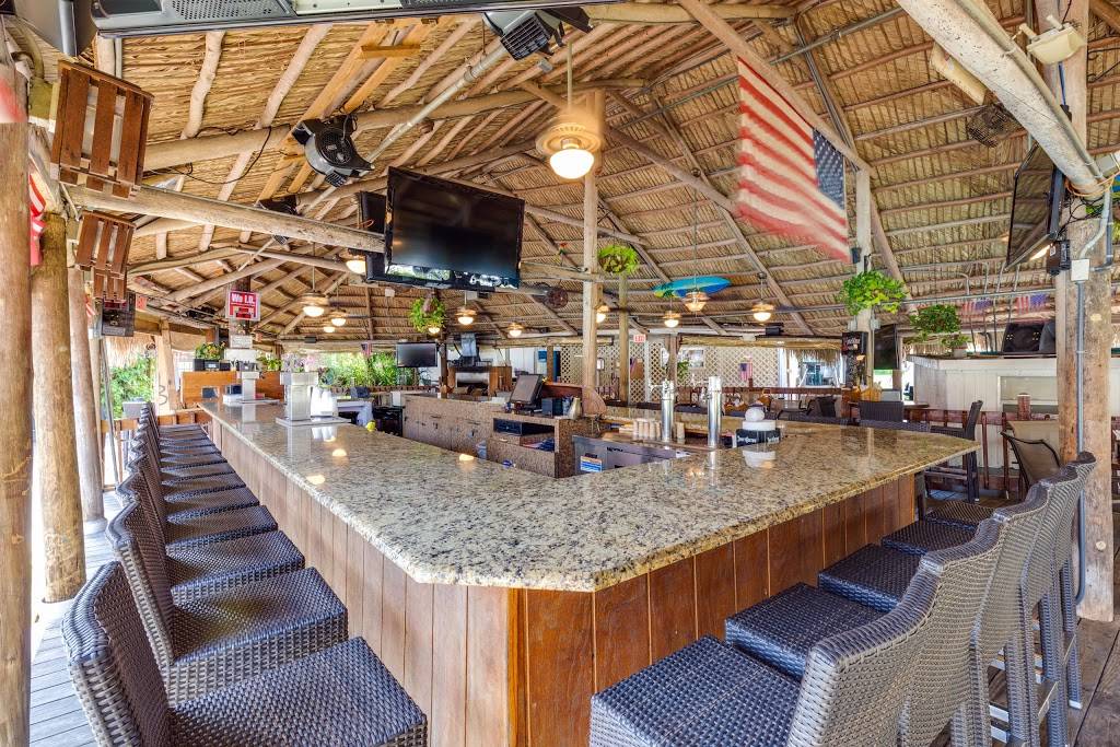 Harolds Place Chickee Bar And Grill | restaurant | 2555 Tamiami Trail N, Naples, FL 34103, USA | 2392637254 OR +1 239-263-7254