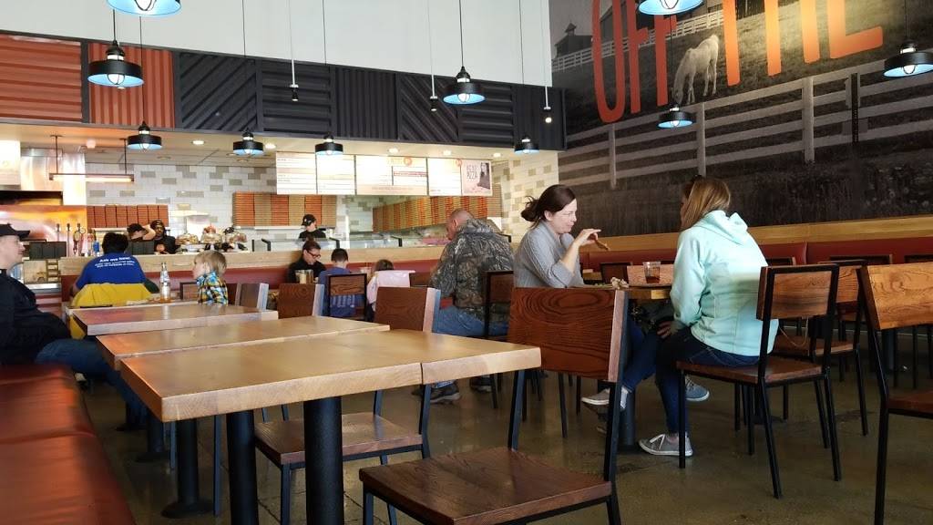 Blaze Pizza | meal takeaway | 4118 Summit Plaza Dr, Louisville, KY 40241, USA | 5024969213 OR +1 502-496-9213