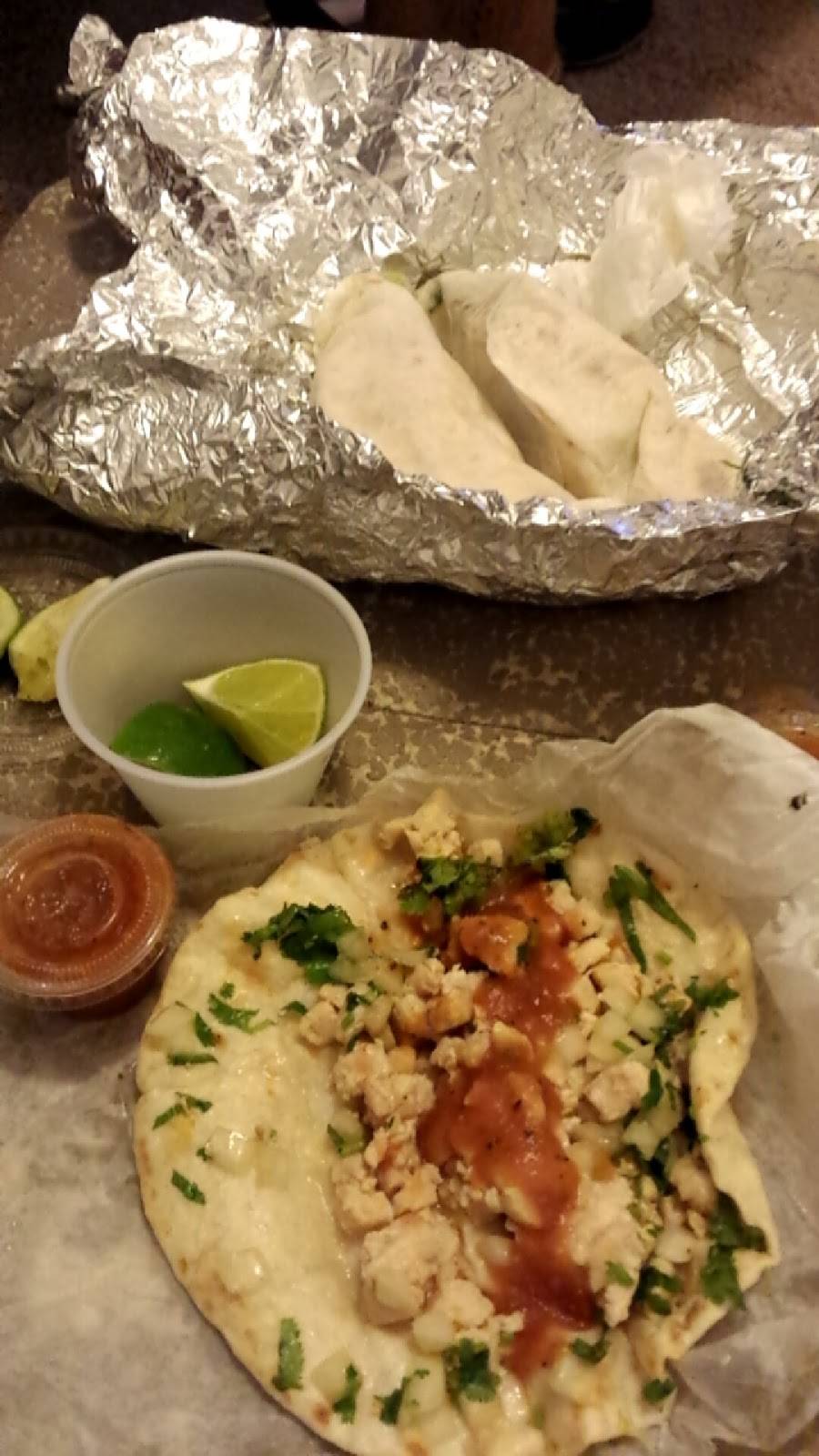 Super Taco | restaurant | 519 W Town Center Blvd, Champaign, IL 61822, USA | 2173558226 OR +1 217-355-8226