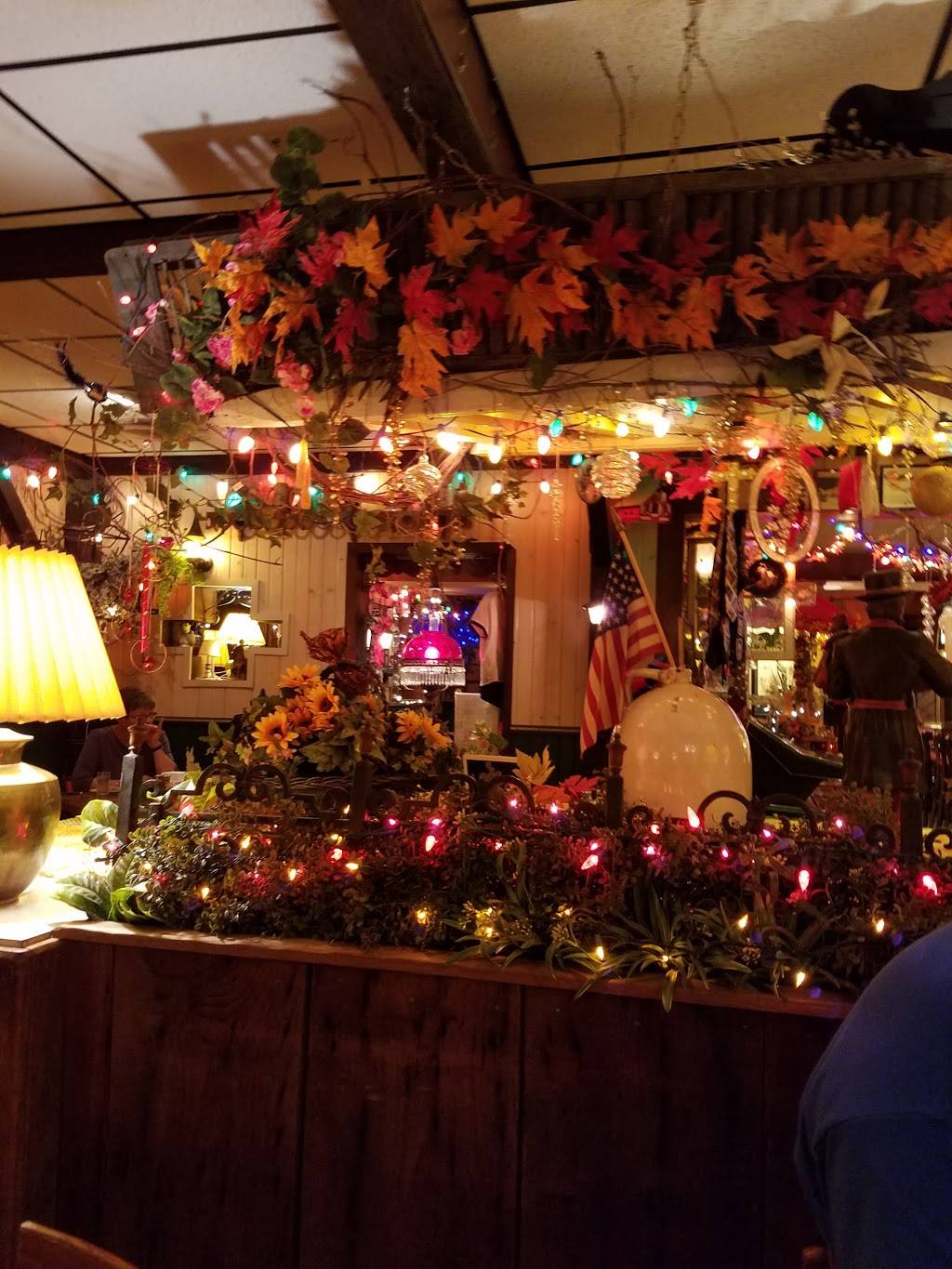 Bullshead Restaurant | restaurant | 1314 IL-251, Lostant, IL 61334, USA | 8153689382 OR +1 815-368-9382