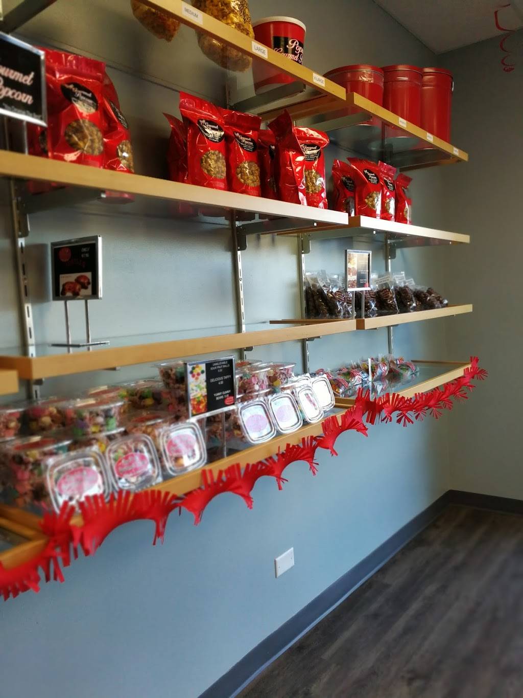 Popus Gourmet Popcorn | meal takeaway | 2004 W Jefferson St, Joliet, IL 60435, USA | 8152805133 OR +1 815-280-5133