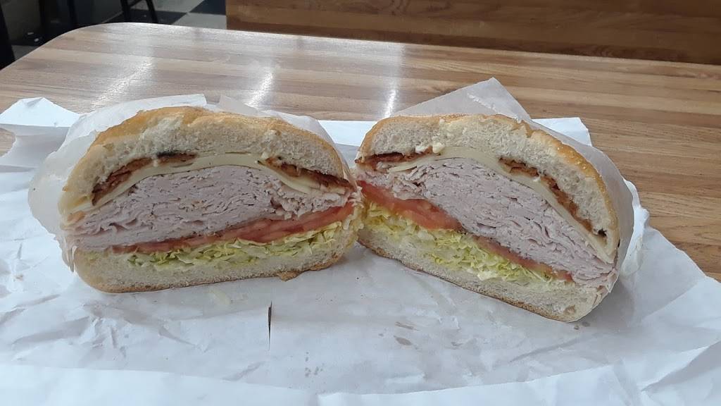 Union Blvd Deli | restaurant | 2116 Union Blvd, Bay Shore, NY 11706, USA | 6316478880 OR +1 631-647-8880