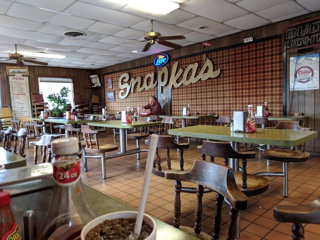 Snapkas Drive Inn | restaurant | 4760 Leopard St, Corpus Christi, TX 78408, USA | 3618832272 OR +1 361-883-2272