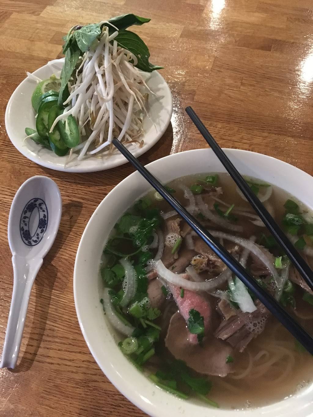 Pho BC | restaurant | 171 W Lowry Ln # 176, Lexington, KY 40503, USA | 8592760557 OR +1 859-276-0557