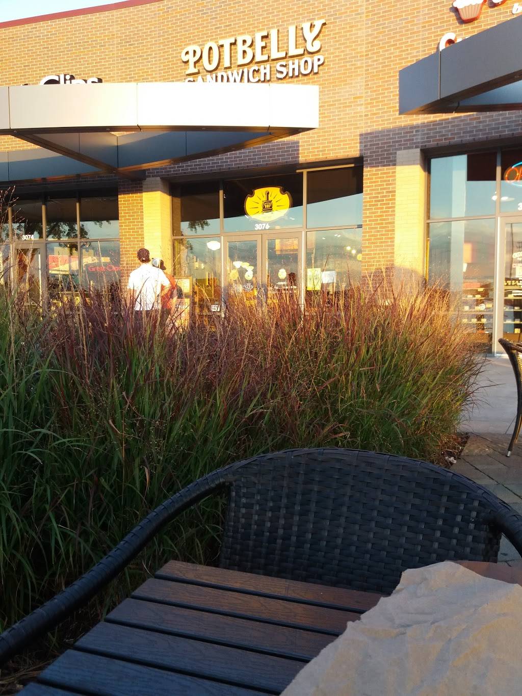 Potbelly Sandwich Shop | restaurant | 3076 44th St SW, Ste J4, Grandville, MI 49418, USA | 6163891550 OR +1 616-389-1550