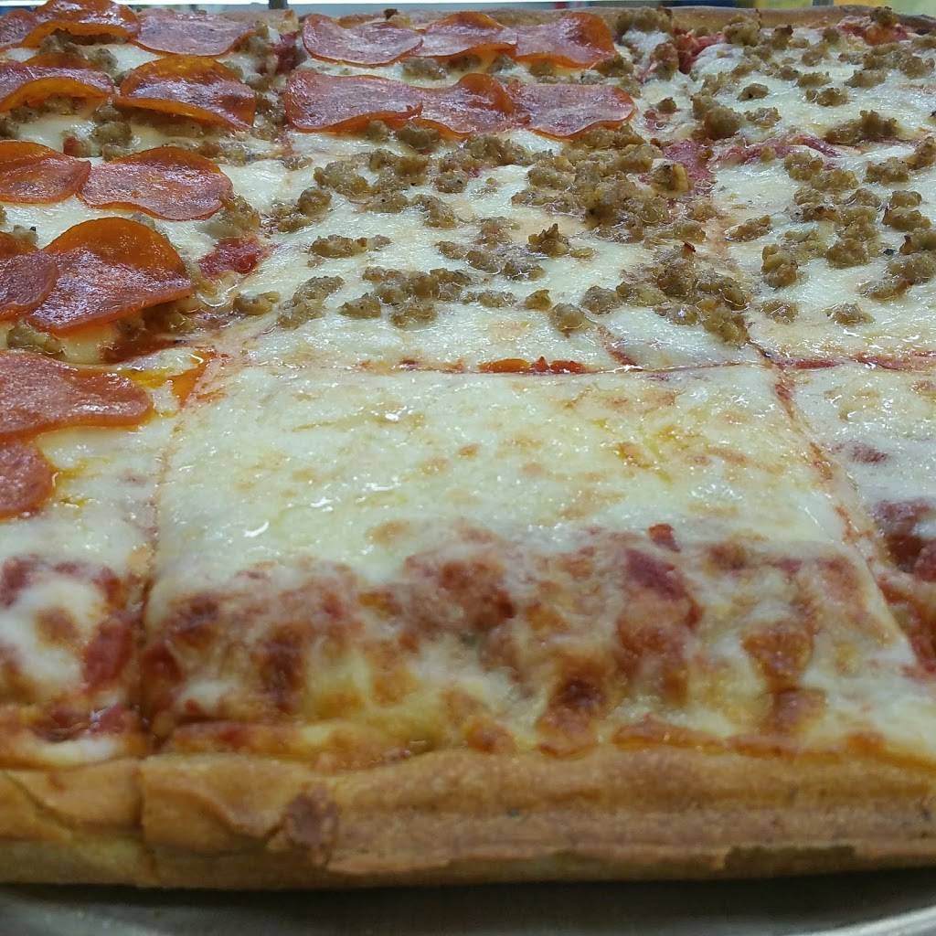 Mamma Gina Pizza | restaurant | 110 N Dupont Hwy, New Castle, DE 19720, USA | 3023285845 OR +1 302-328-5845