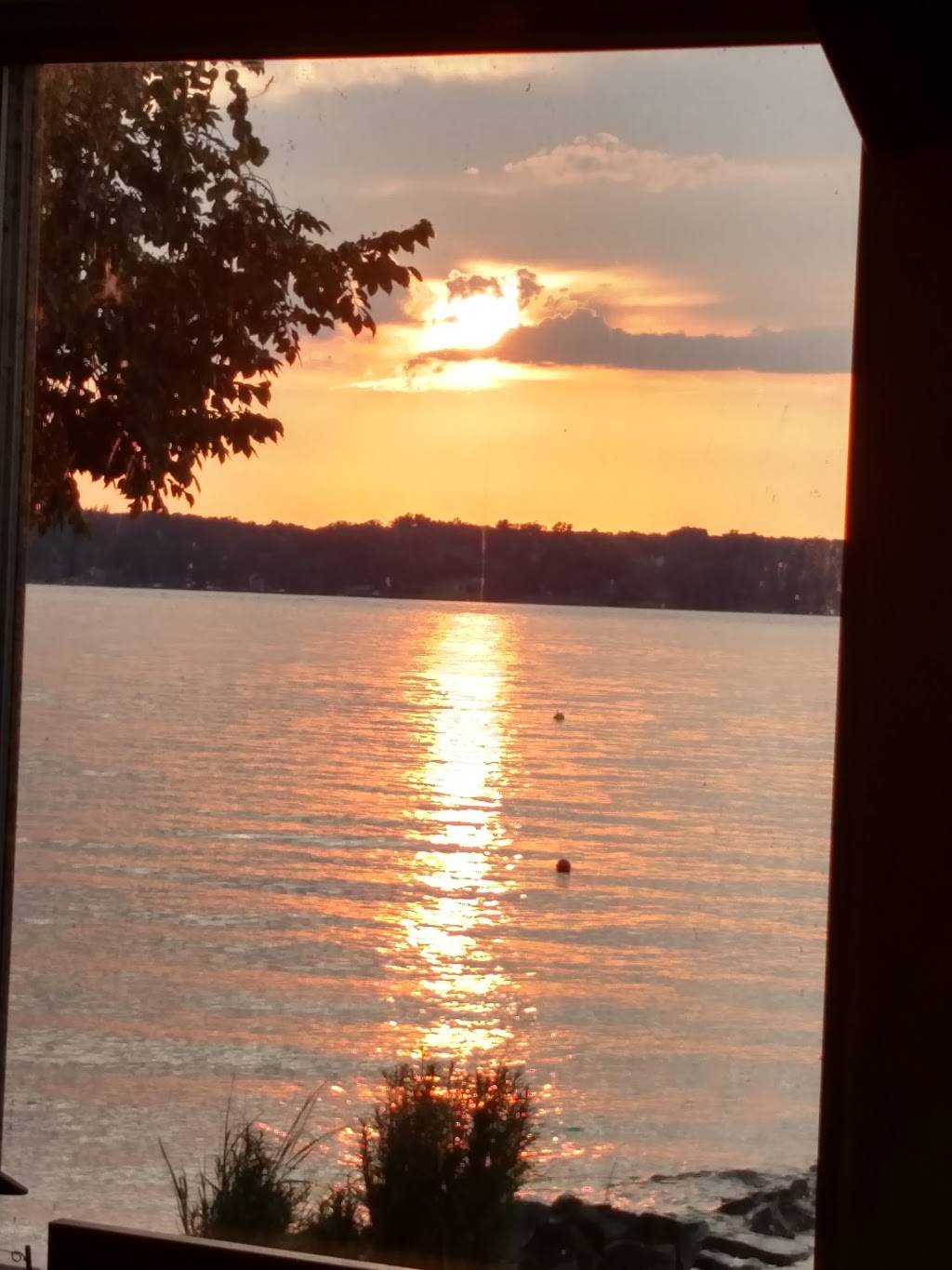 Sunset Cafe | restaurant | 111 River Rd, Chesapeake City, MD 21915, USA | 4108852270 OR +1 410-885-2270