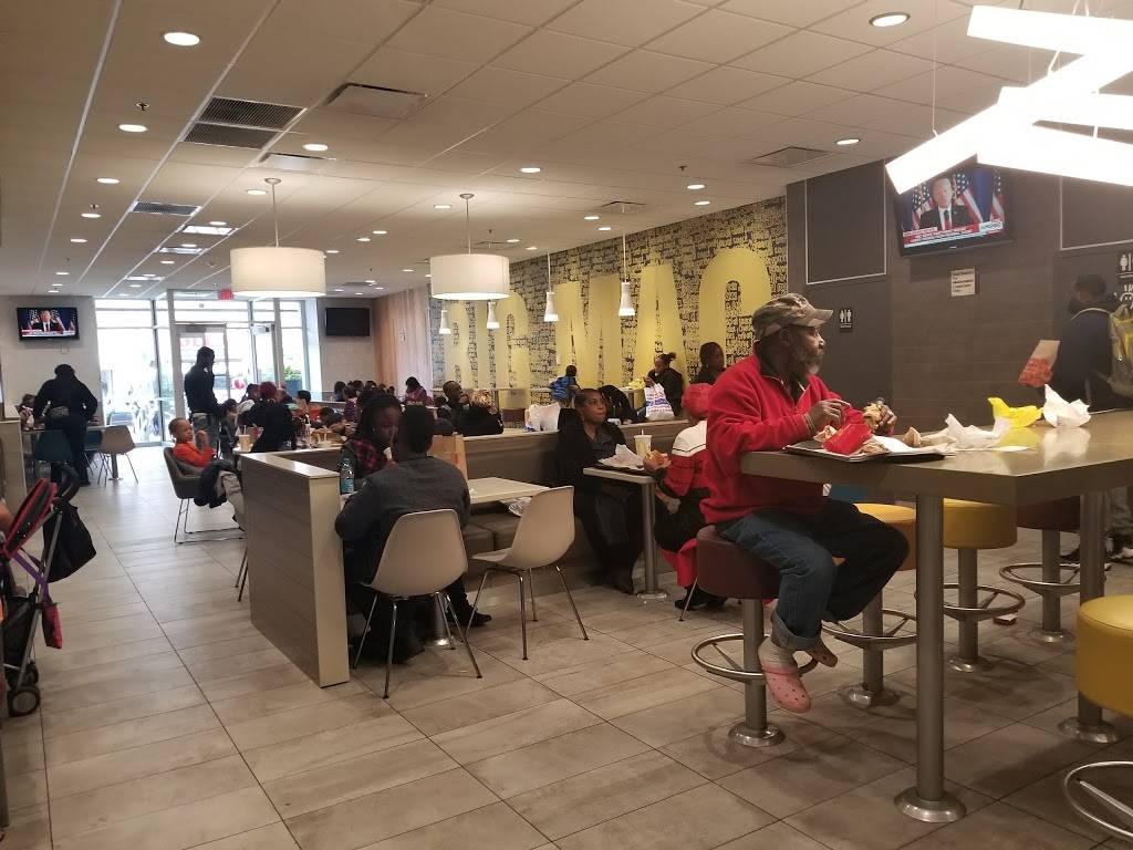 McDonalds | cafe | 772 Broad St, Newark, NJ 07102, USA | 9736248434 OR +1 973-624-8434