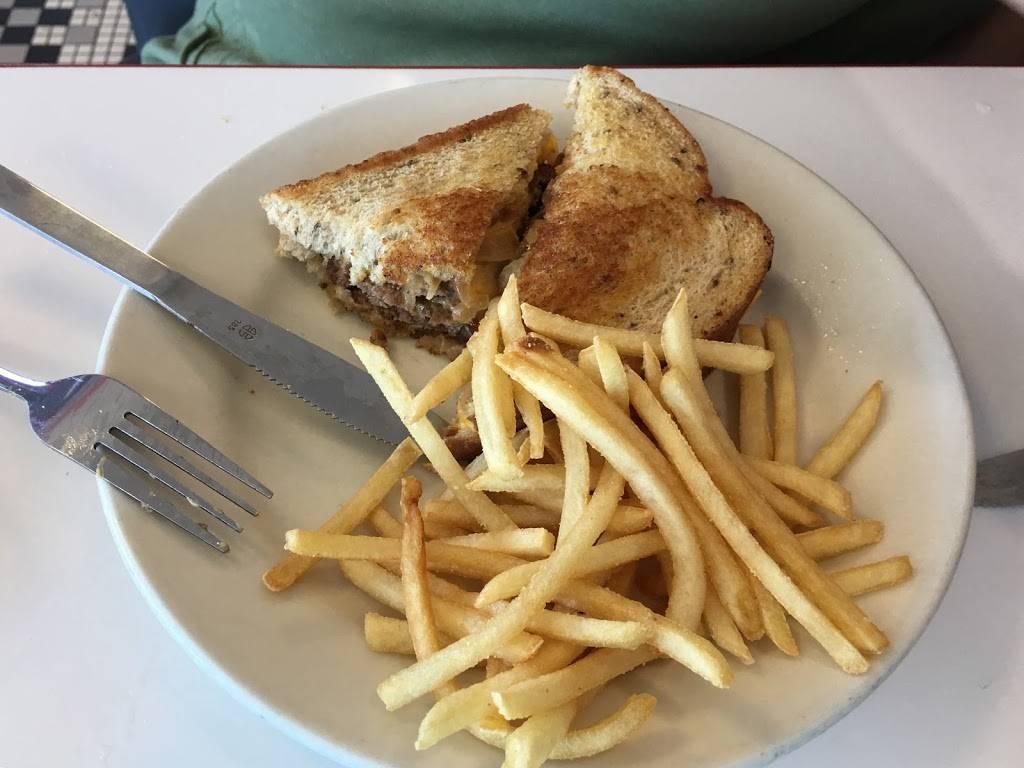 Steak n Shake | restaurant | 4040 Carothers Pkwy, Franklin, TN 37067, USA | 6155957955 OR +1 615-595-7955