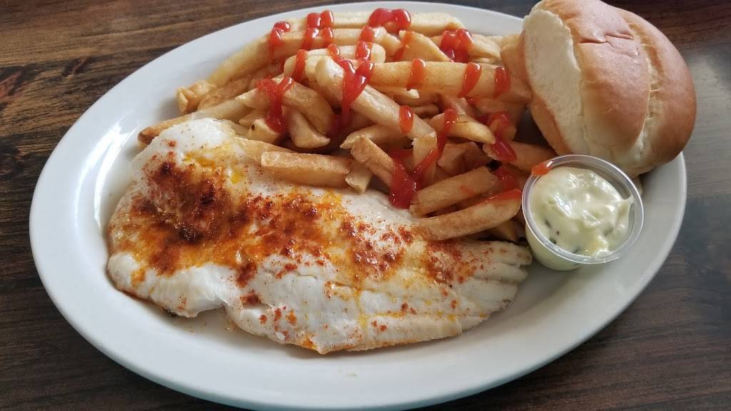 Candy Apple Cafe | restaurant | 81 Buell St, Akron, NY 14001, USA | 7165424155 OR +1 716-542-4155