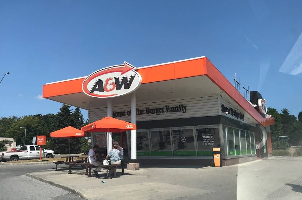 A&W Canada | restaurant | 41 Edgewater St, Kanata, ON K2L 1V7, Canada | 6138369595 OR +1 613-836-9595