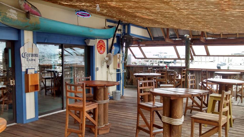 The Old Fish House Bar and Grill | restaurant | 5185 US-1, Grant-Valkaria, FL 32949, USA | 3217277007 OR +1 321-727-7007